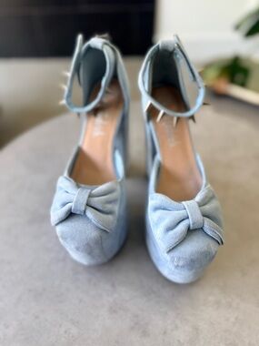 Charla tedrick Blair platform Sky Blue faux Sueded Bow Heels with Ankle Strap